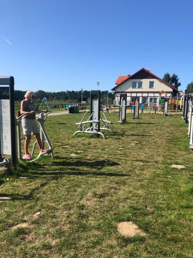 Domki Wczasowe Oskar Chlopy Exterior photo